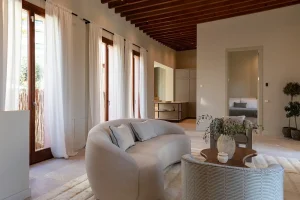 Florian Sofa 260 cm - Easy Lustre Almond