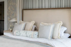 RIJD Bolster - Cancun Glacier by Manuel Canovas