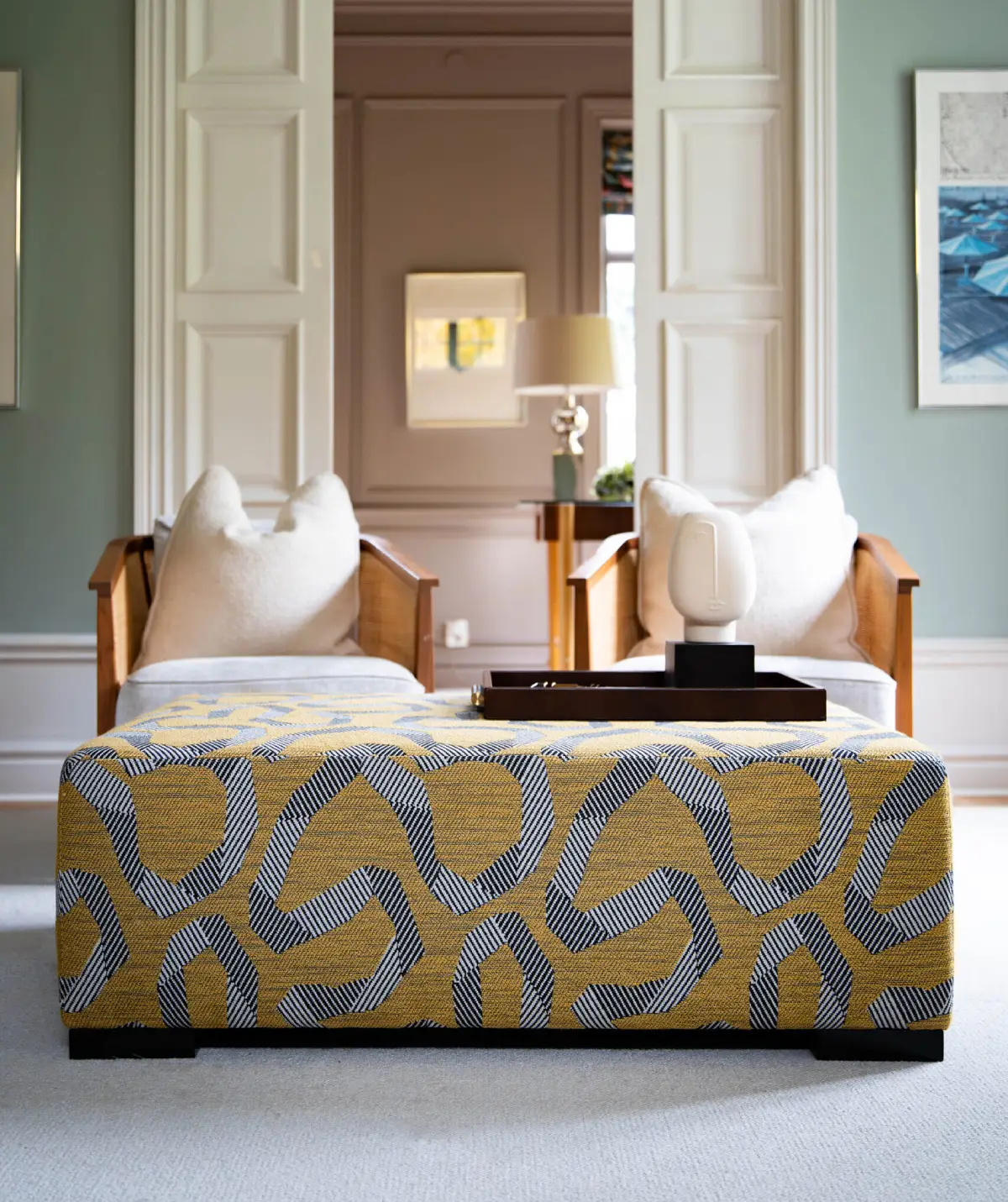 pascal ottoman ribbon scaled e1729261968424